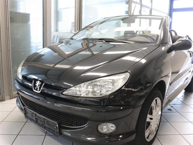 Peugeot 206 CC  für nur 2.650,- € bei Hoffmann Automobile in Wolfsburg kaufen und sofort mitnehmen - Bild 13